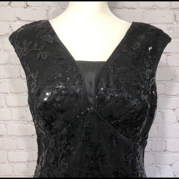 MARINA BLACK TRUMPET DRESS SEQUINS WITH TAFFETA SKIRT SIZE 10 Length Shortened - Picture 4 of 8